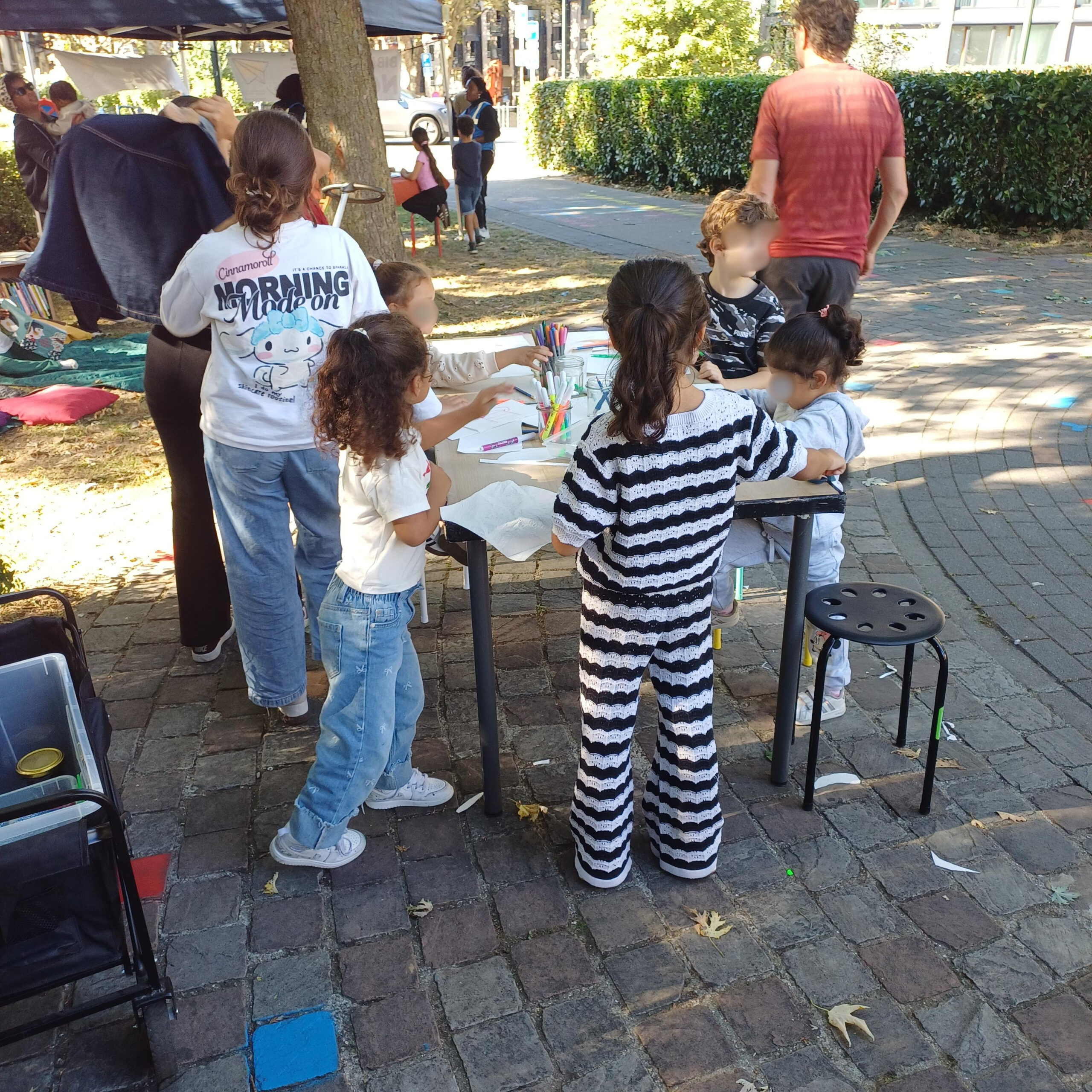 Une après-midi de sensibilisation à l’hydratation auprès des jeunes grâce à une collaboration avec la Bibliothèque nomade à Schaerbeek